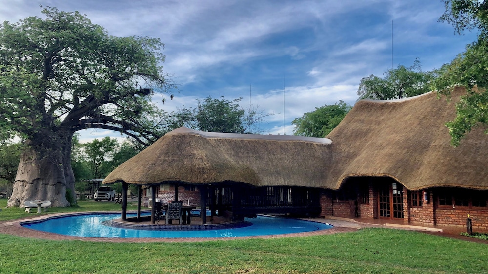 Munati Lodge 18/24