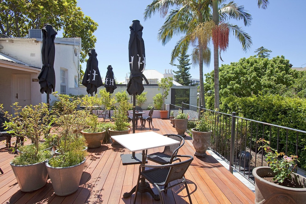The Hughenden Boutique Hotel 68/76