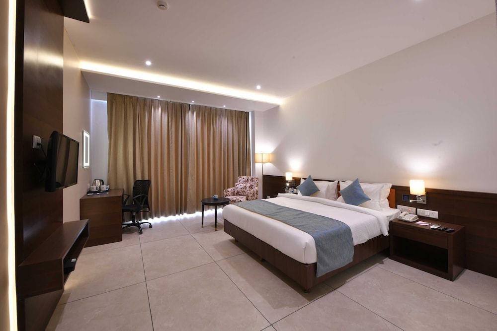 Palette - Hotel Royal Palace Morbi 18/50