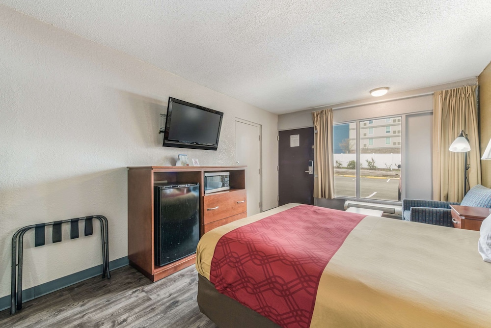 Econo Lodge Salisbury 22/49