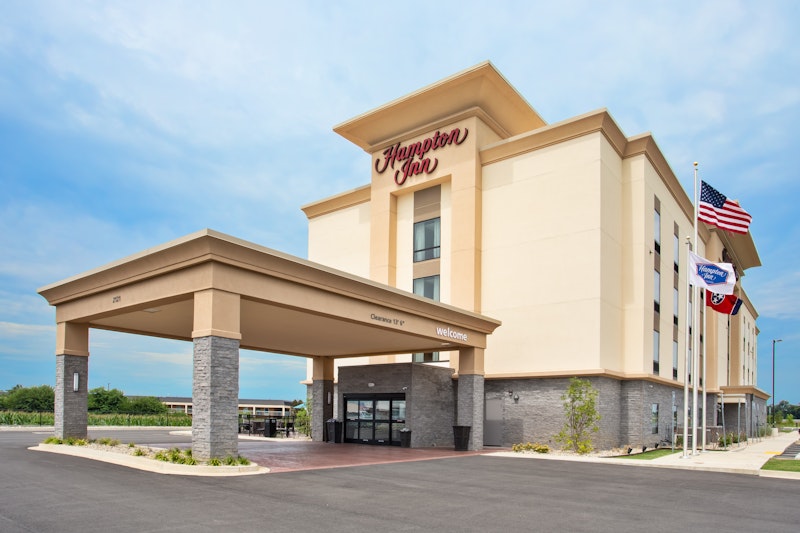 Hampton Inn Union City, TN 17/20