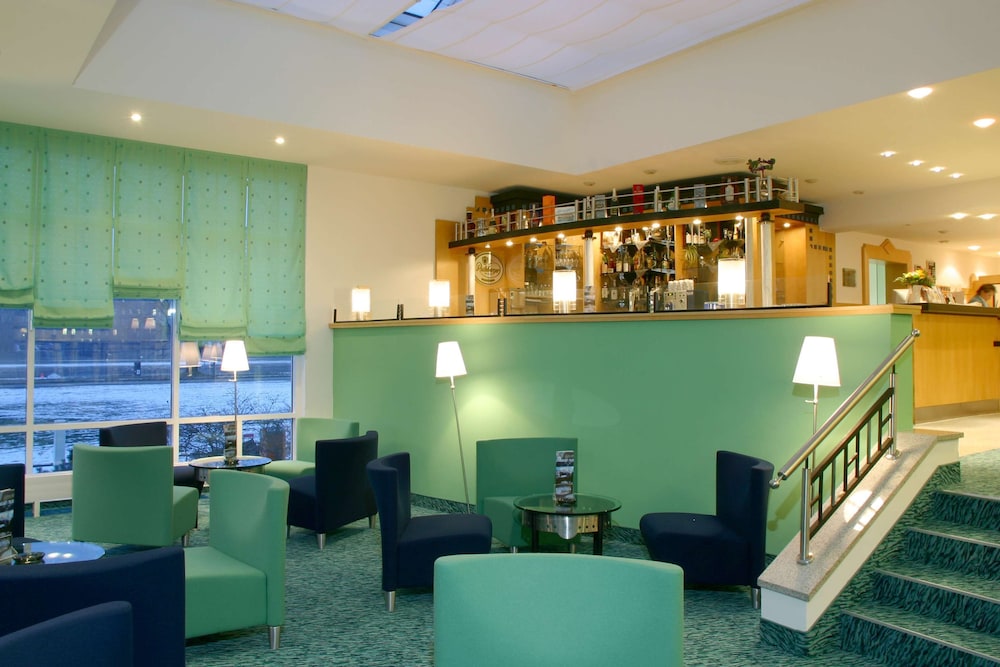 Hotel Am Terrassenufer 35/60