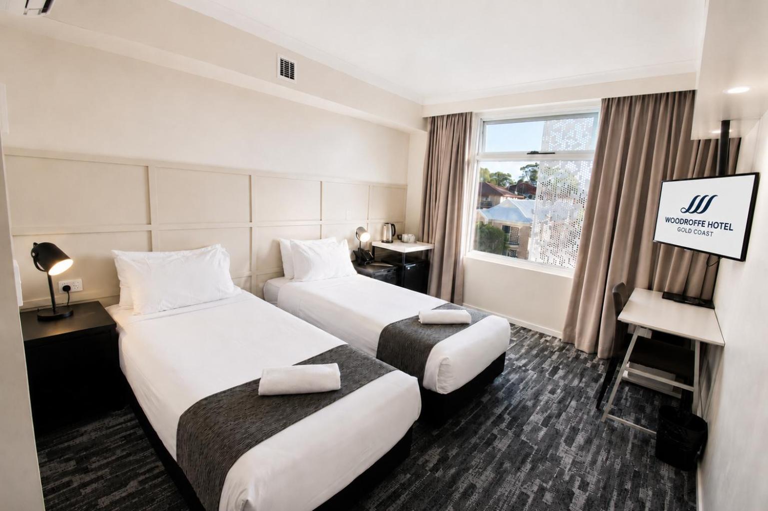 Room, Twin Beds