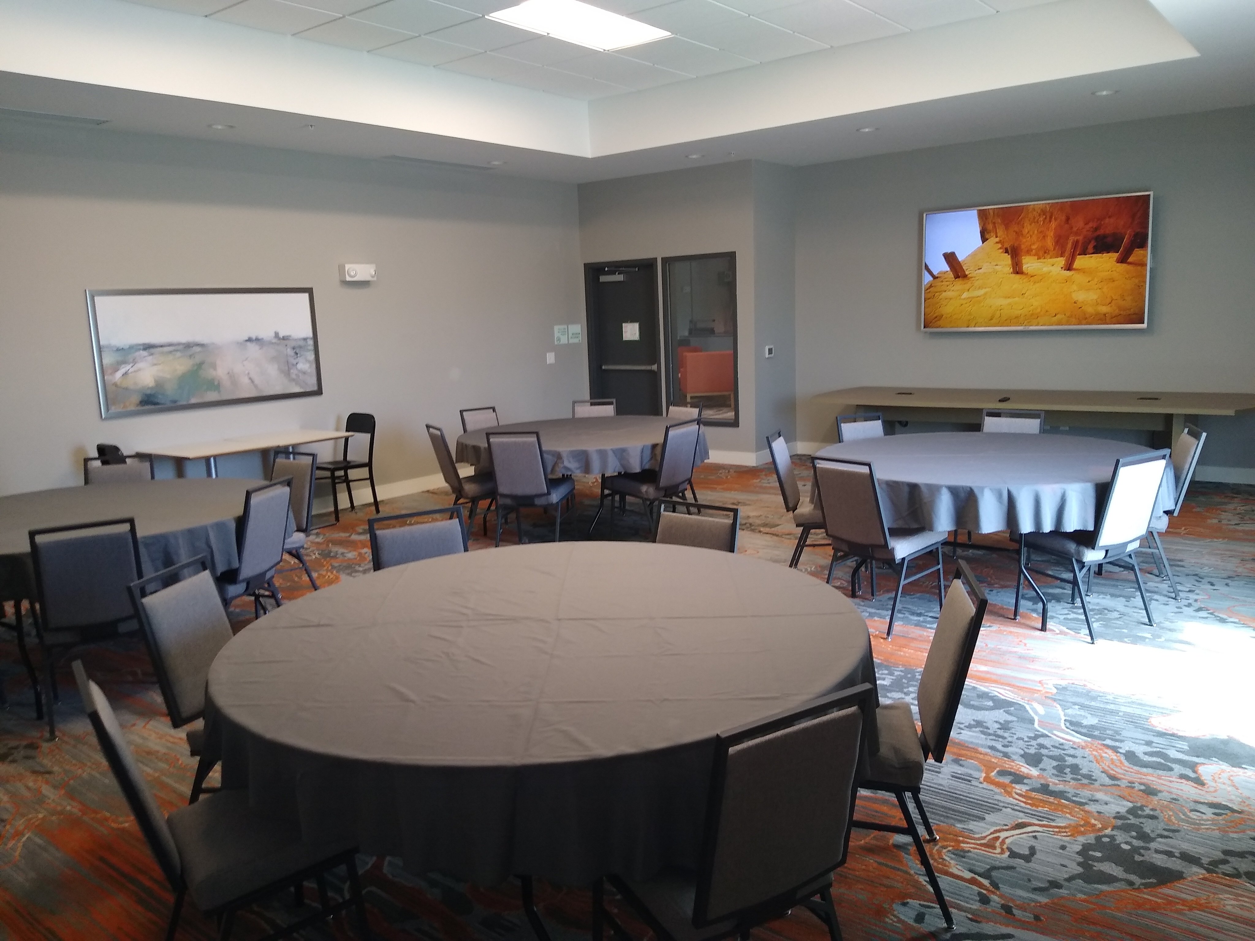 Holiday Inn Kansas City - Northeast 54/55