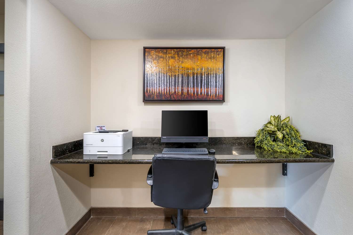 Best Western Parker Inn 13/18