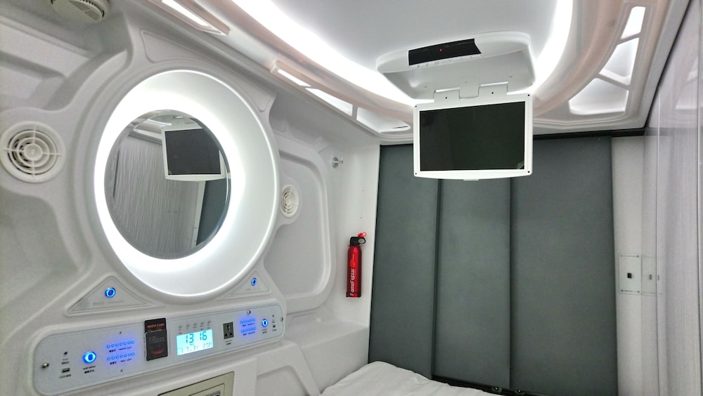 Stay With Me Capsules Hostel 5/15