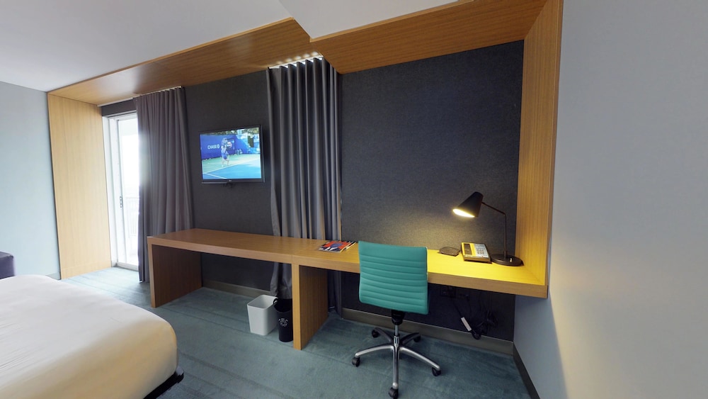 Aloft Miami Brickell 45/49