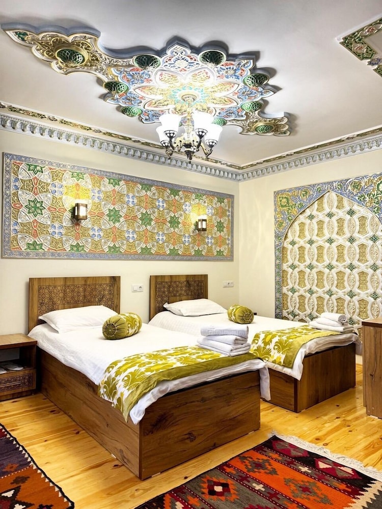 Bobosh Hotel 16/50