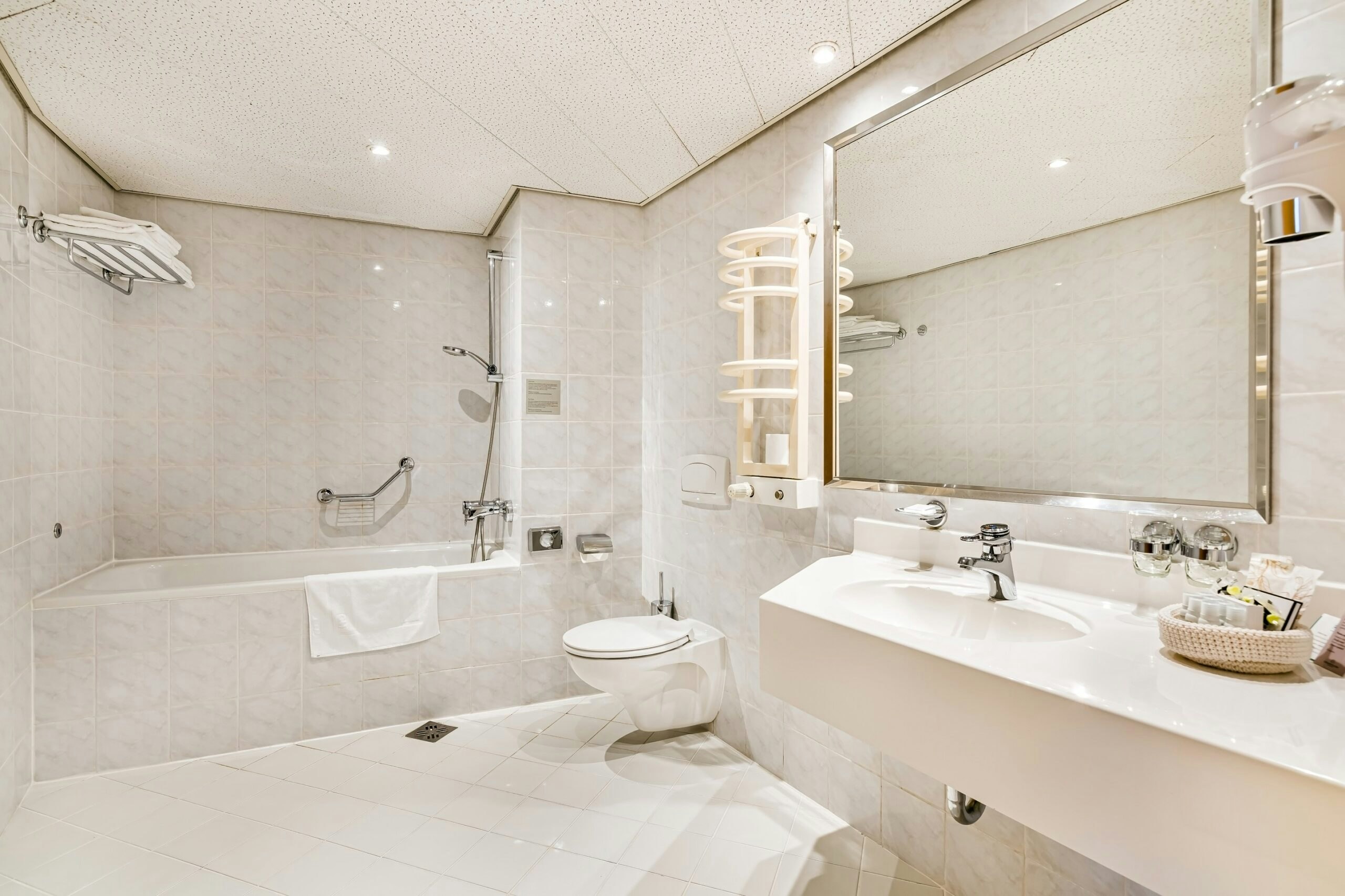 Cosmopolitan Bobycentrum - Czech Leading Hotels 39/41