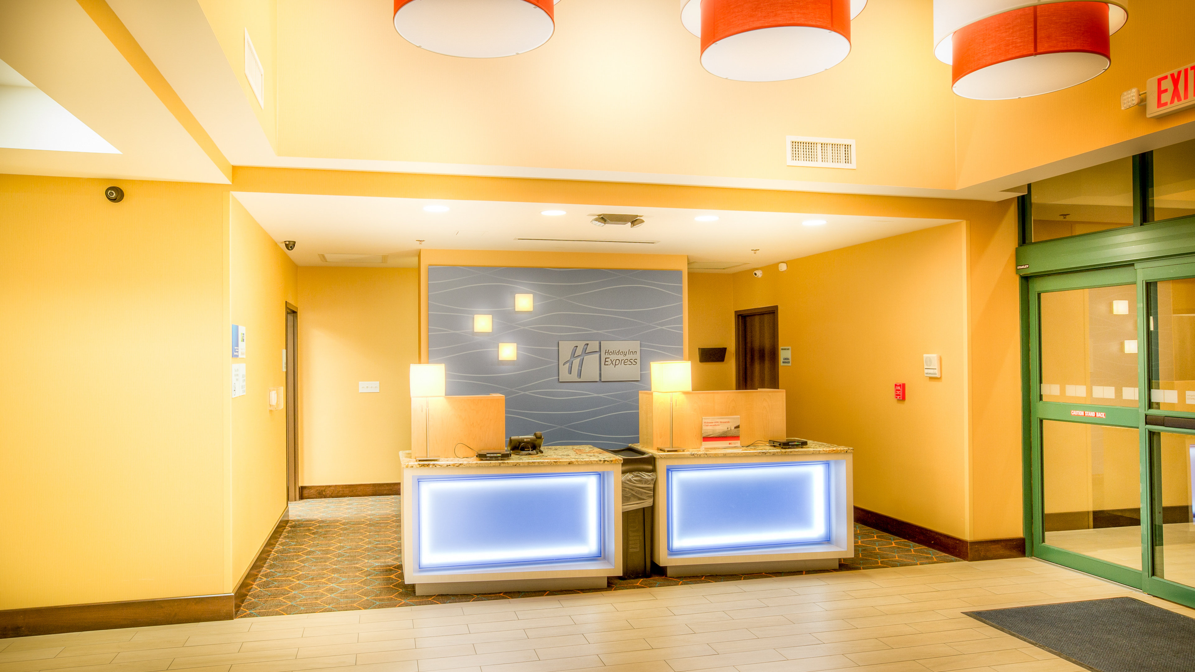 Holiday Inn Express Wichita South 6/59