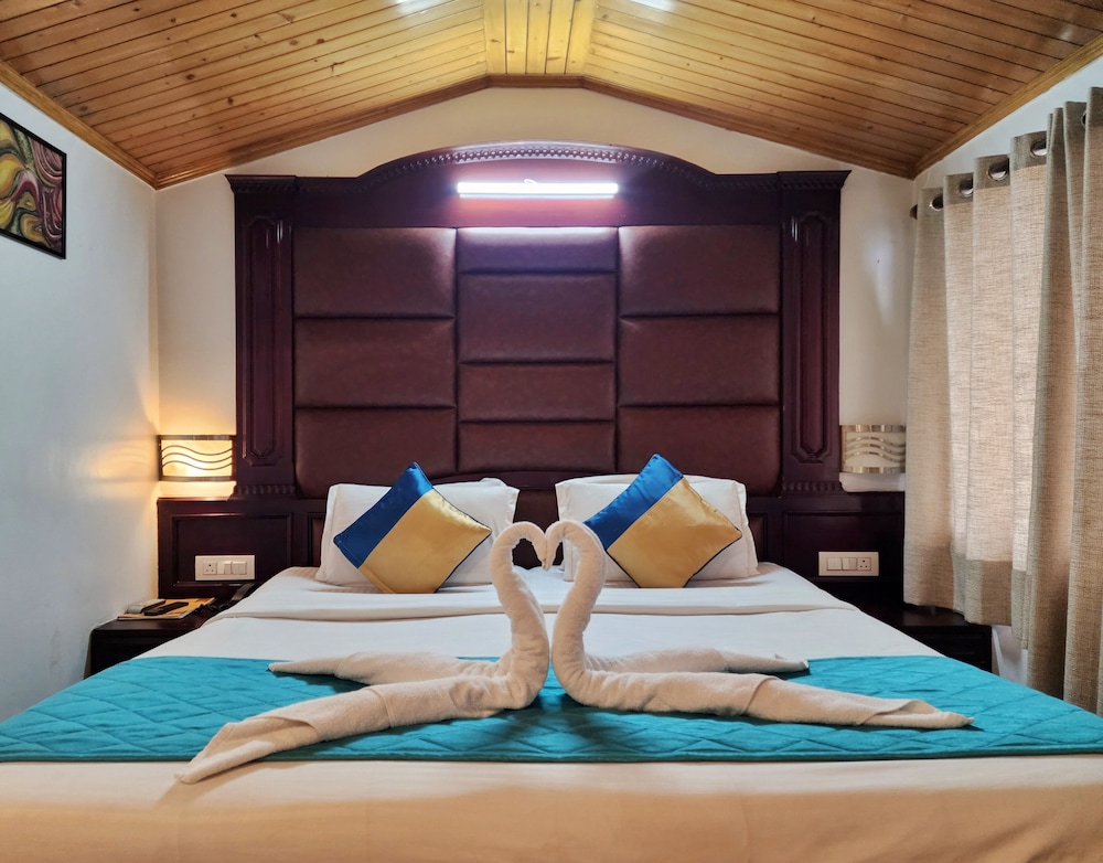 Hotel Surya 8/50