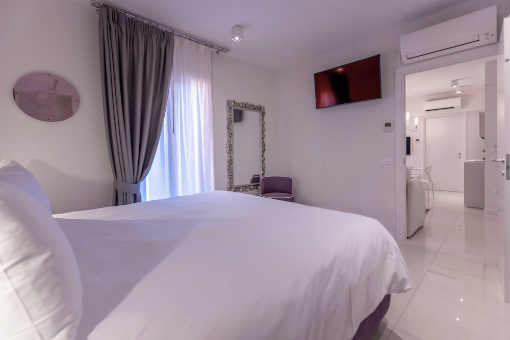Opera Relais De Charme 32/72
