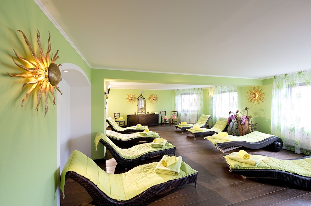 Hotel Schmelmer Hof 32/50