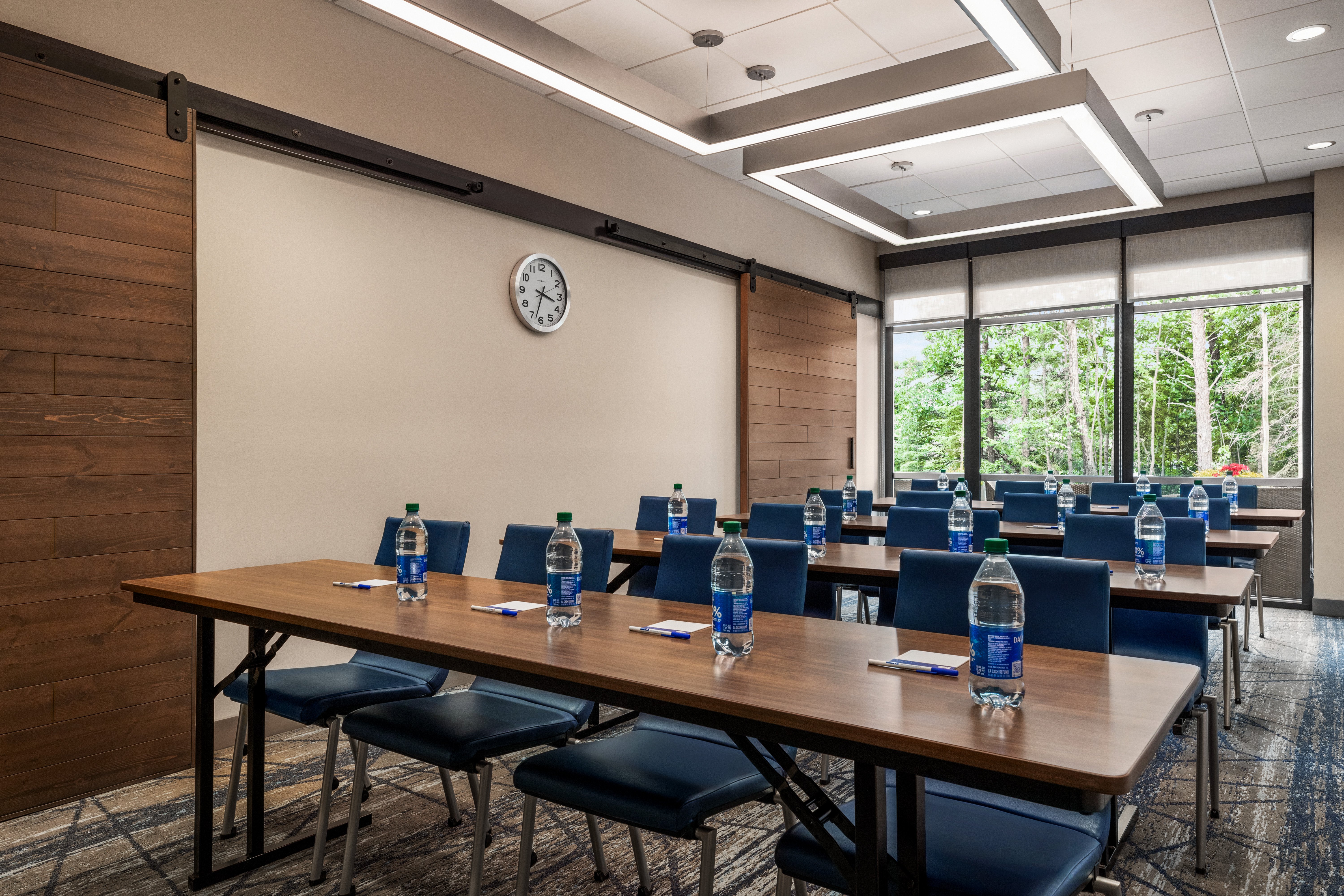 Holiday Inn Express & Suites Rhinelander, an IHG Hotel 28/33
