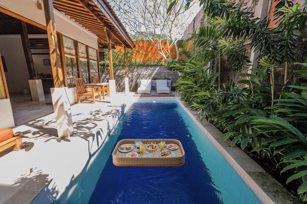 Alam Bidadari Seminyak Villas And Spa 46/50