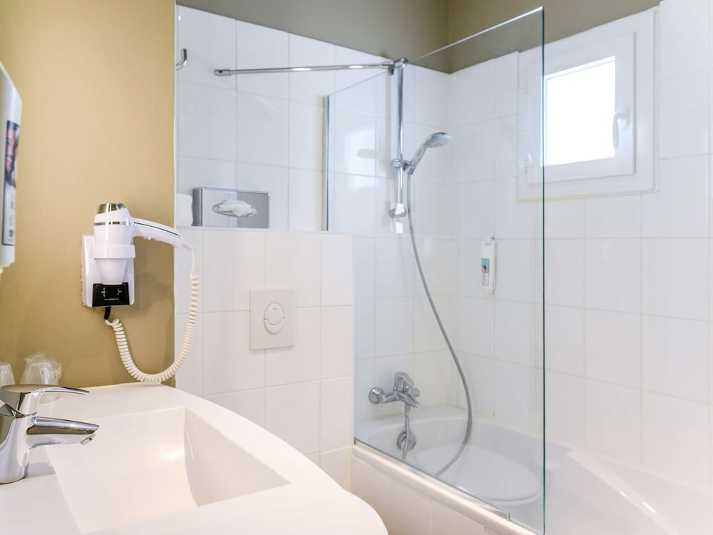 Ibis Paris Tour Montparnasse 15eme 28/30