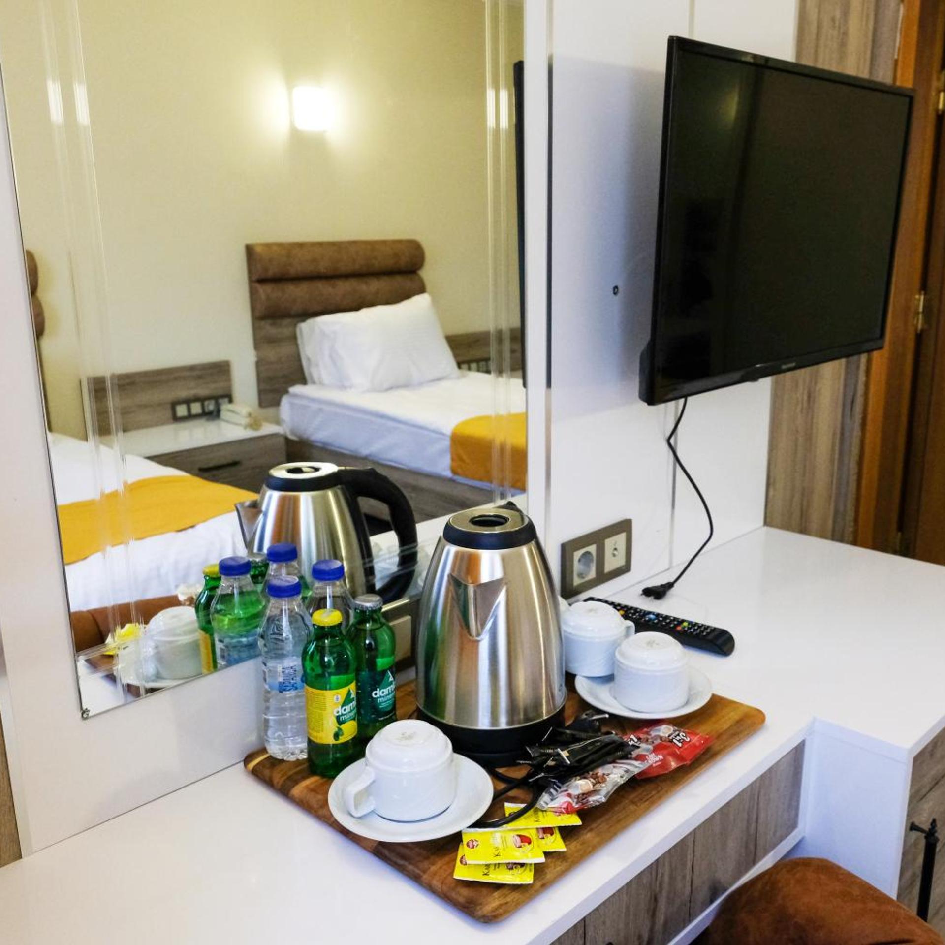 EMIN KOCAK HOTEL 48/75