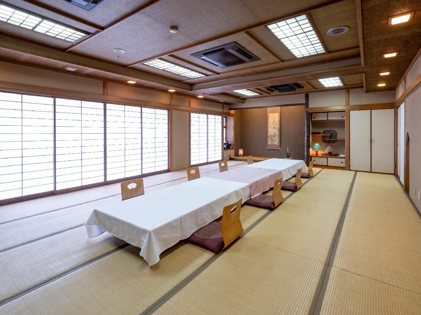 Japanese, Sakura, Economy, with View, No Bathroom, Large