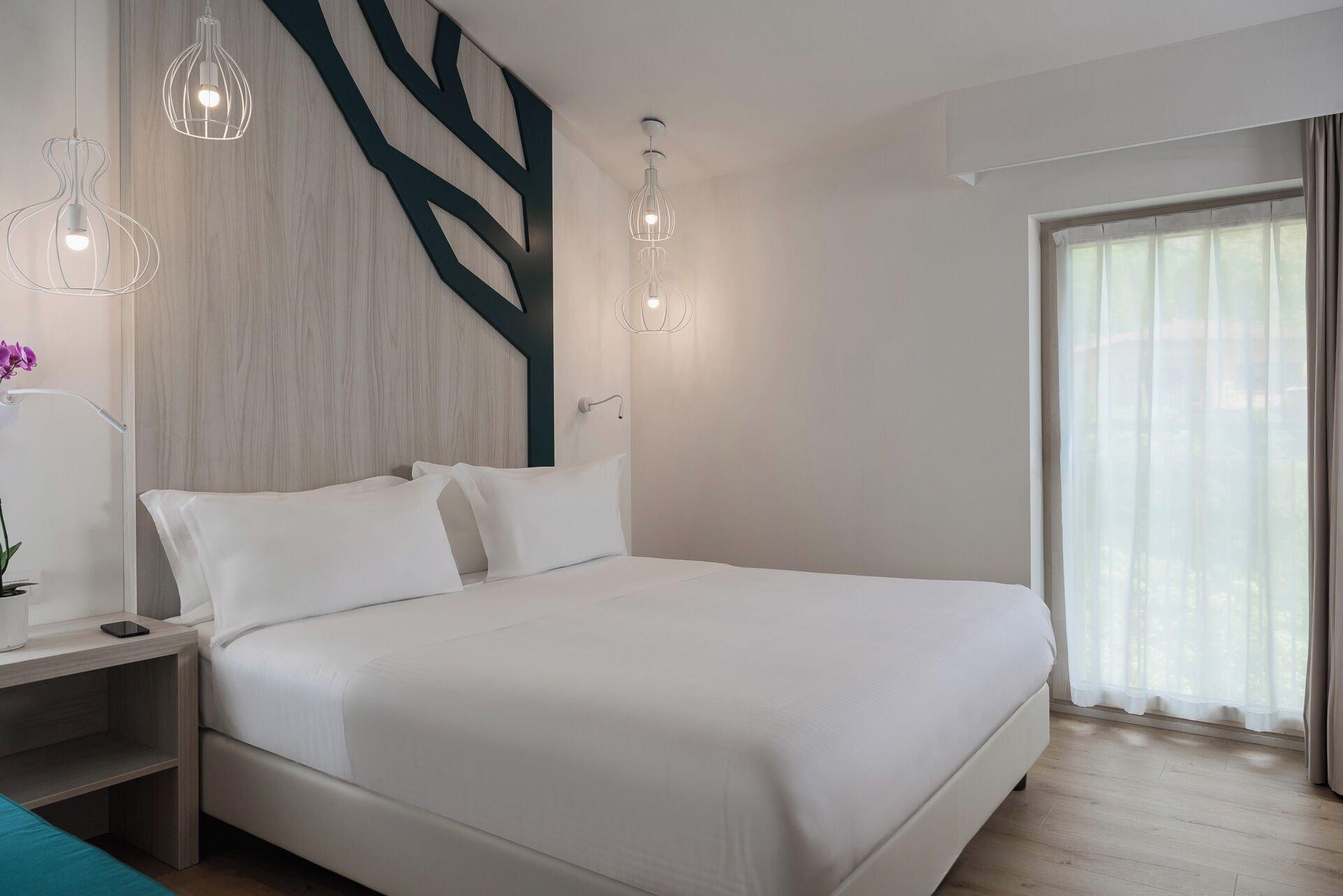 City, Double Bed