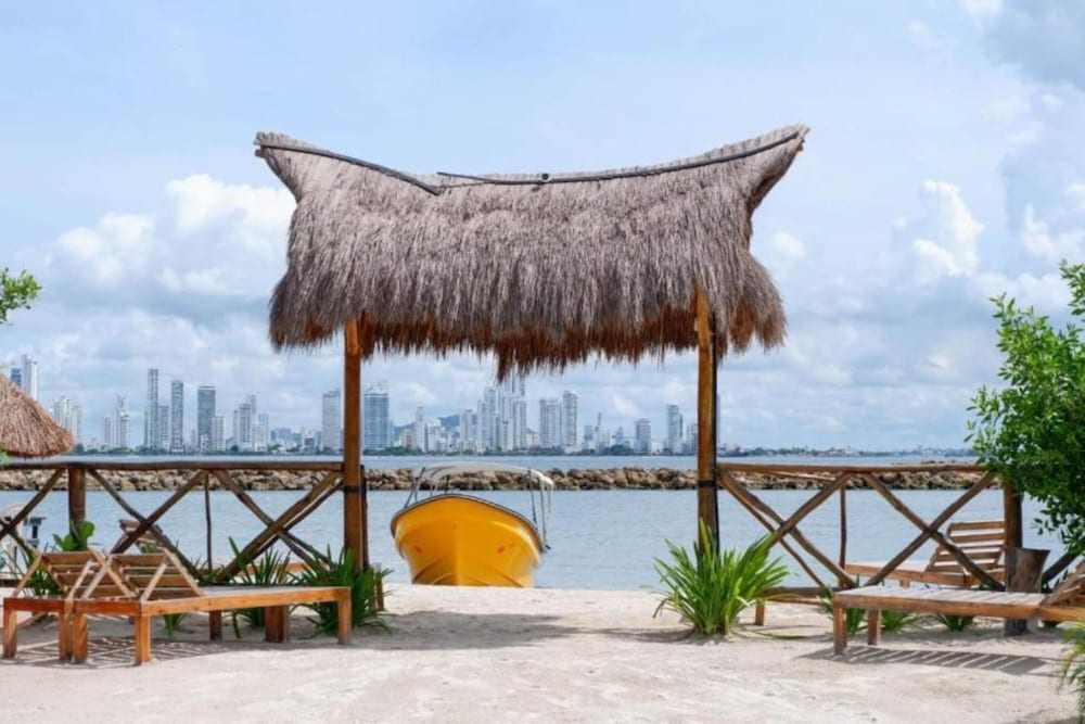 Santuario Beach Hostel 5/48