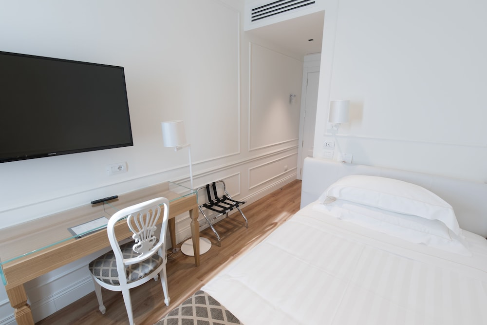 GRAND HOTEL PALACE 24/59