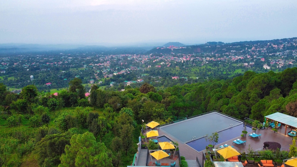 Radisson Blu Resort Dharamshala 38/79