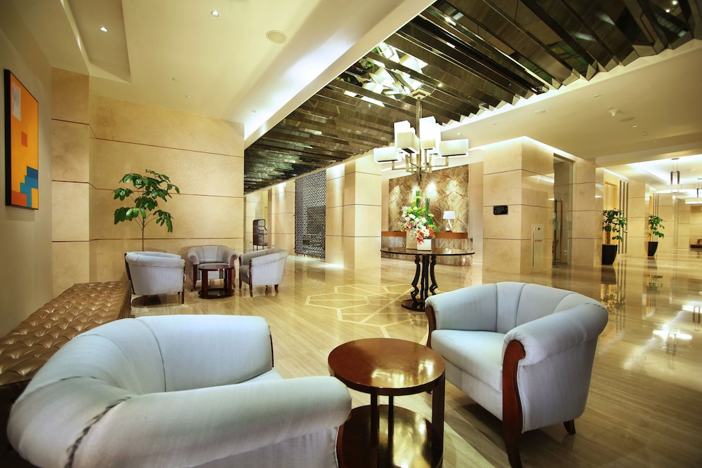 The Grove Suites by Grand Aston 36/57