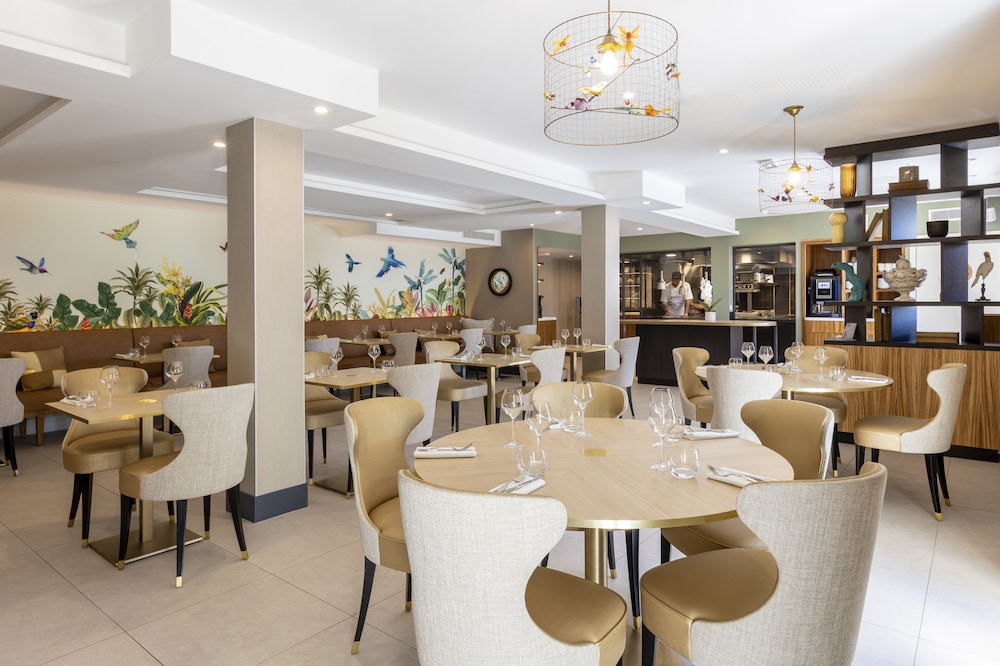 Eden Rose Grand Hotel, BW Premier Colletion 26/28