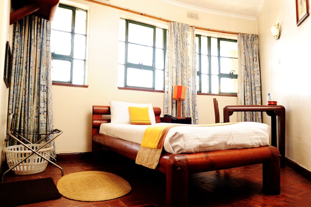 The Kenya Comfort Hotel Suites 39/78