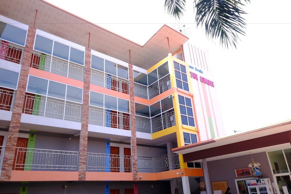 Livable Hotel 2/23