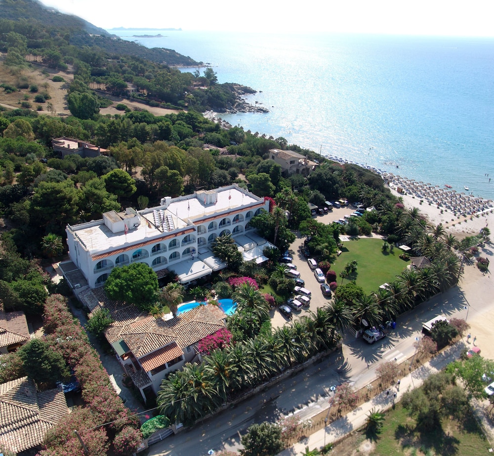 Hotel Simius Playa 31/39