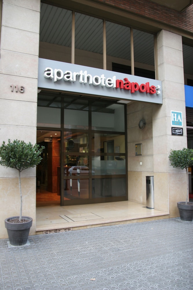 Aparthotel Napols 1/43