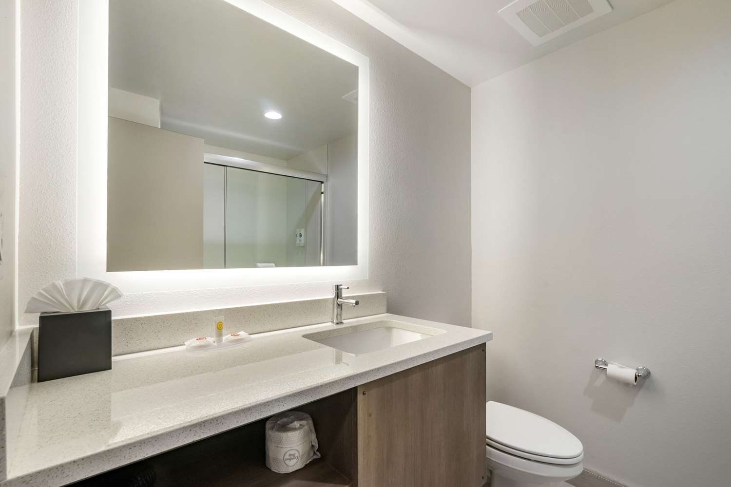 Comfort Inn & Suites New Port Richey Downtown District 39/39