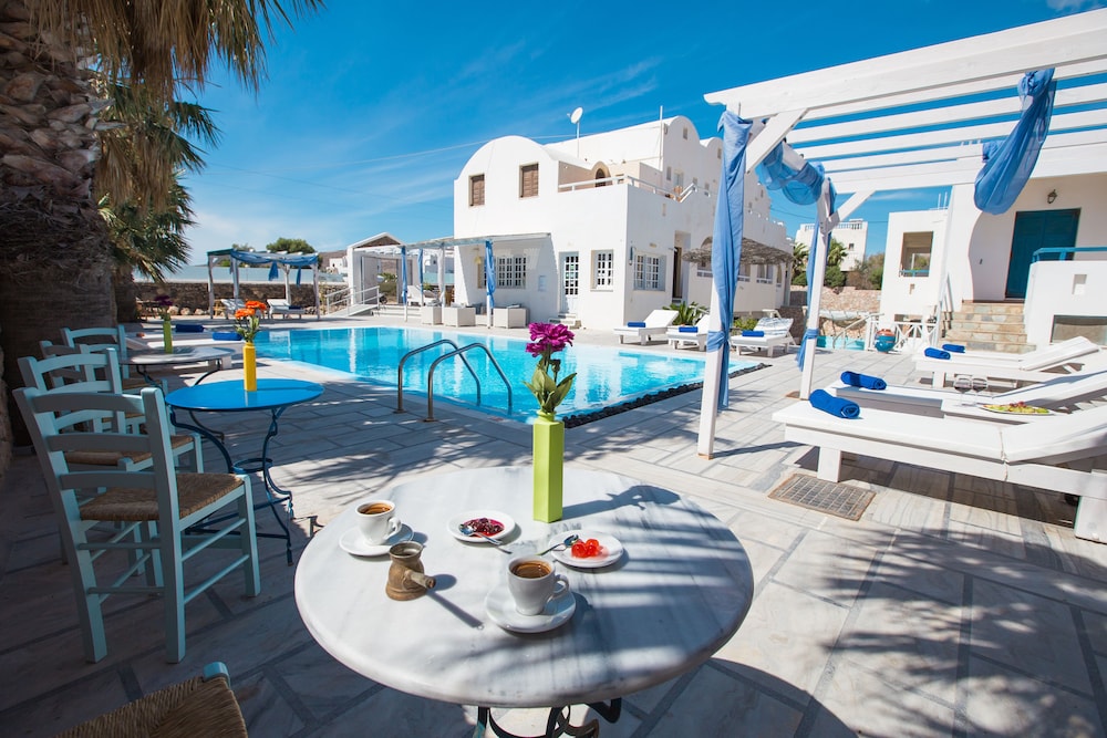 Iliada Hotel Santorini 53/63