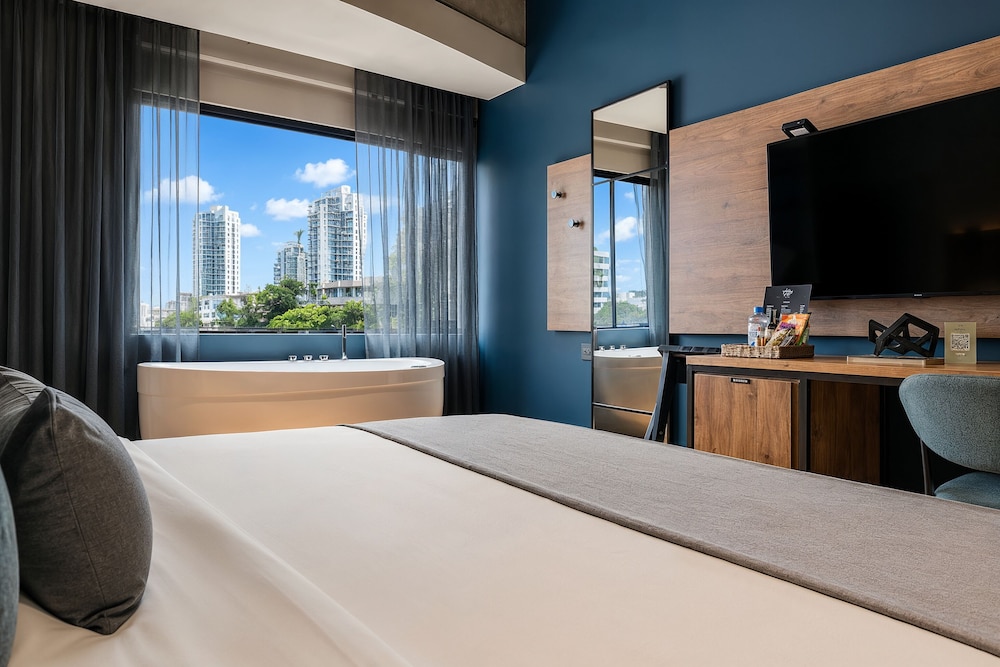 غرفة ملكية بسرير كينج، Hashtag 98 Hotel 6/10