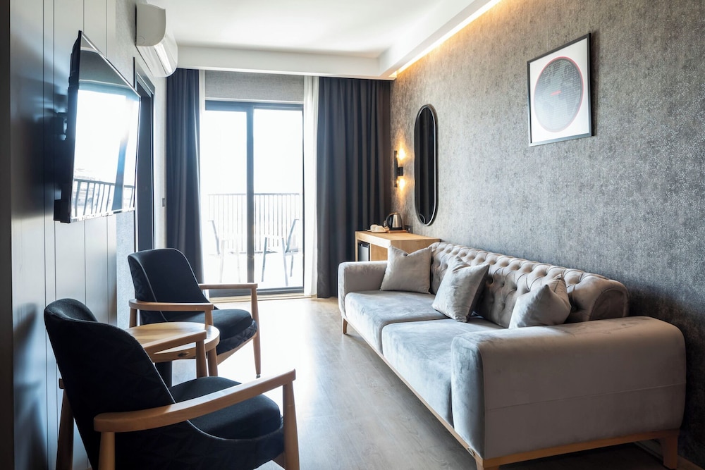 Ramada by Wyndham Dalaman 44/64