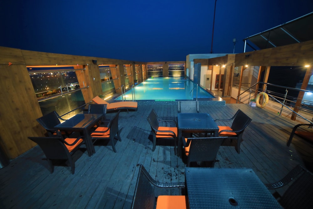 Hotel La New Delhi 28/40