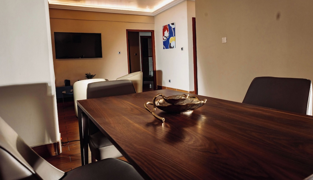 Hotel La Falaise Bonapriso 40/46