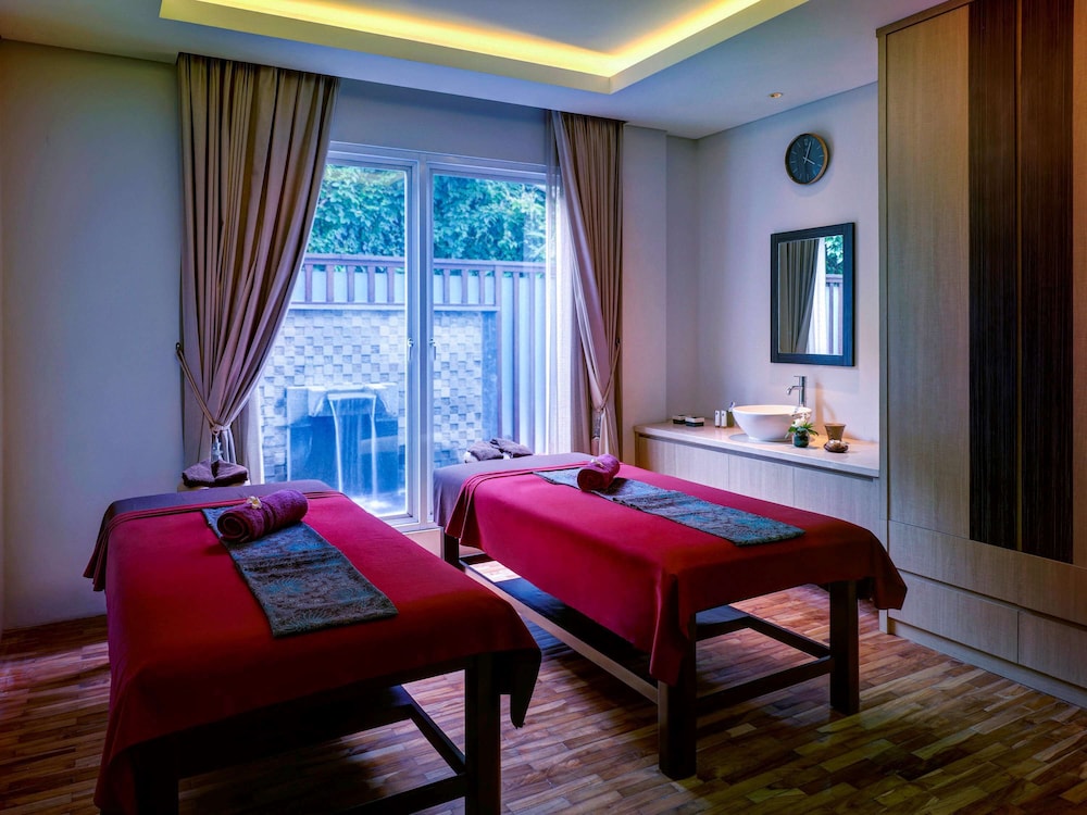 Grand Mercure Bandung Setiabudi 40/71