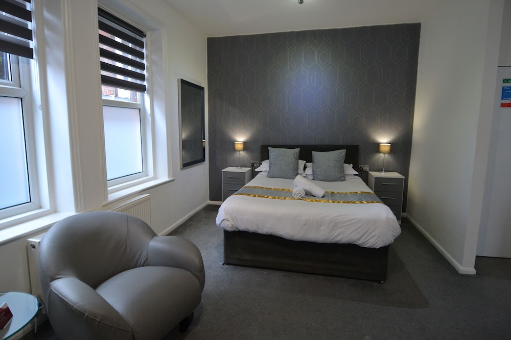 Superior, King Bed