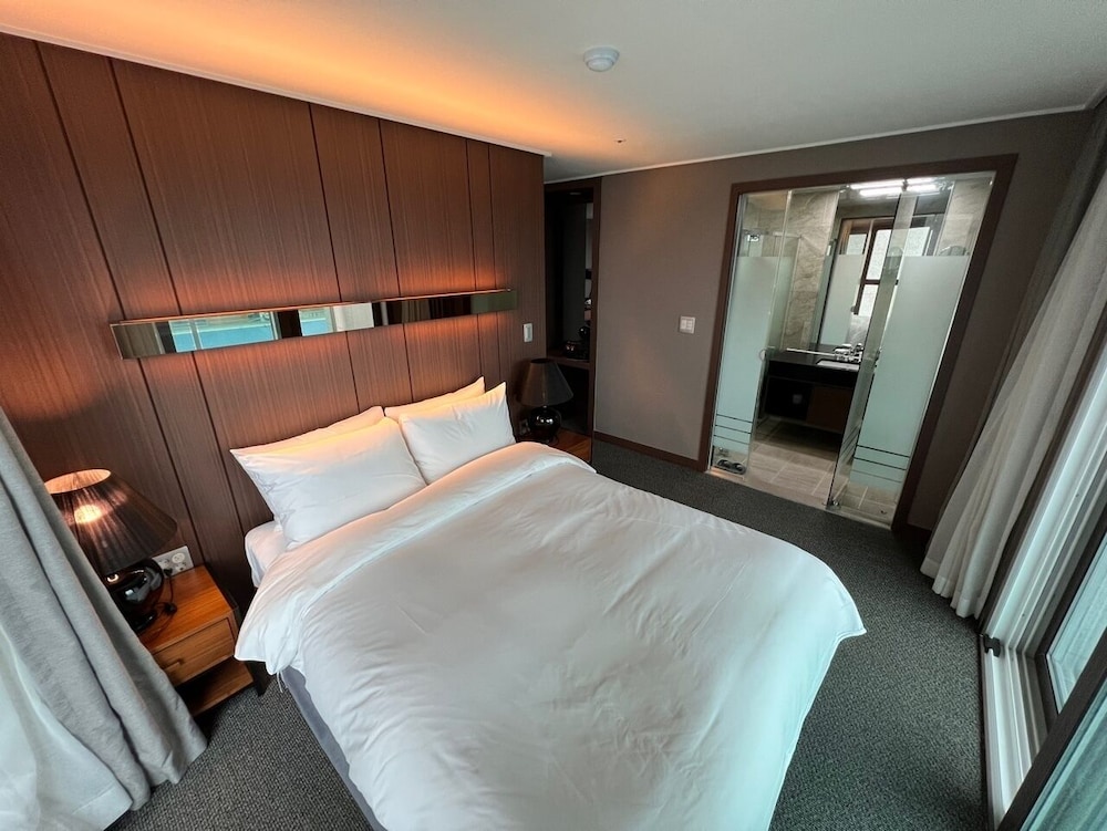 Raonstay in Perla Hotel 10/50