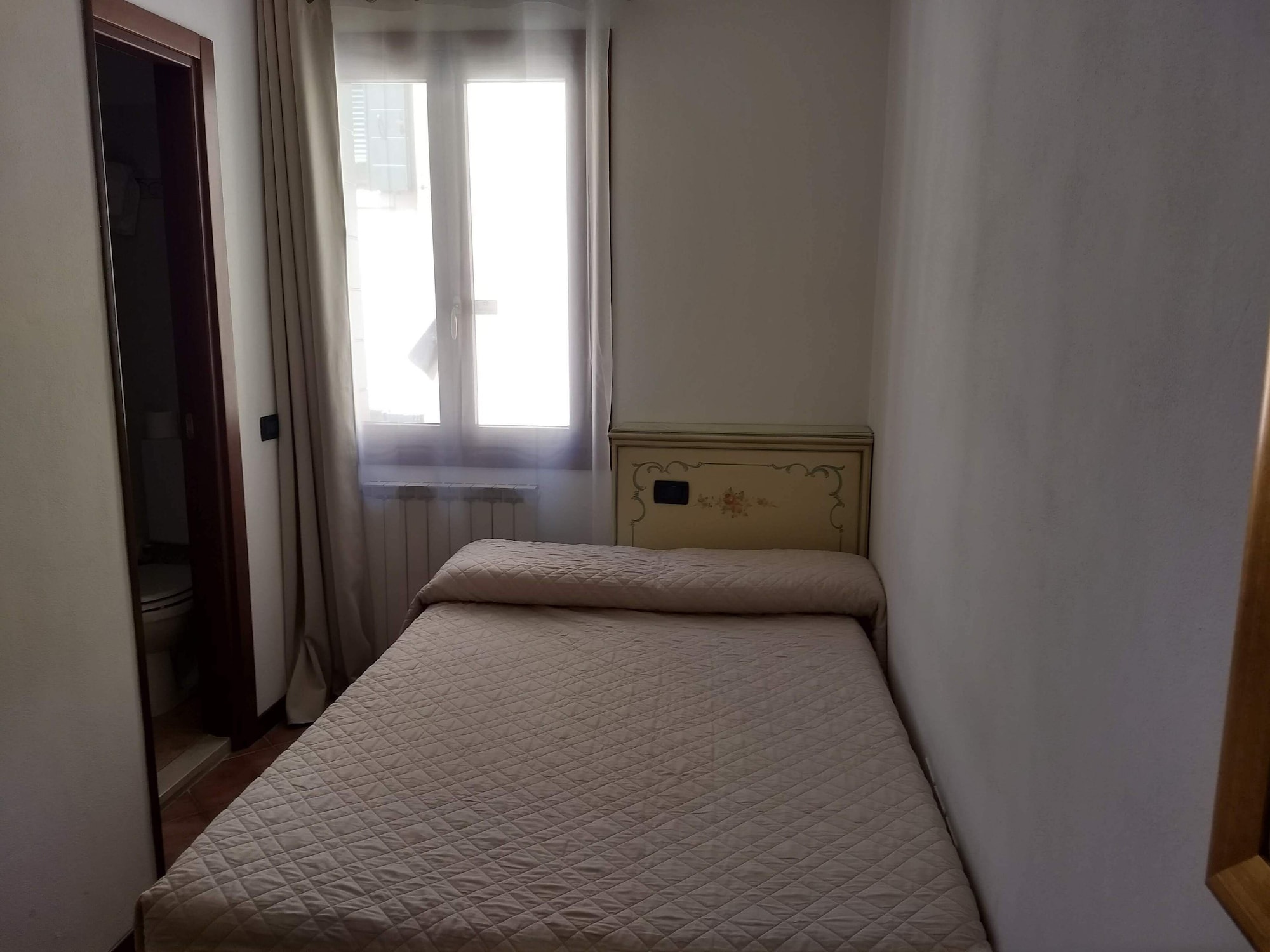 Economy, Single, Double Bed