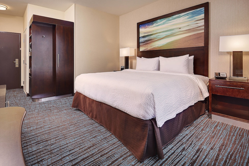 Fairfield Inn & Suites San Diego Carlsbad 12/40