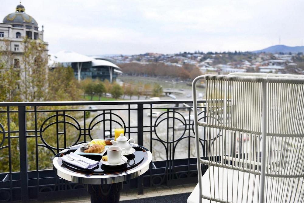 Ambassadori Hotel Tbilisi 57/73