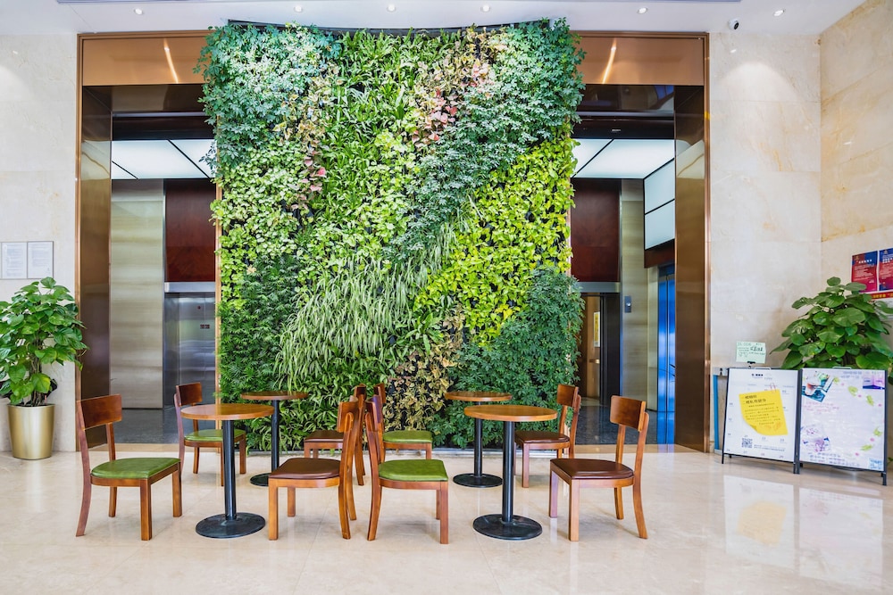 Ramada Encore by Wyndham Hangzhou Aoti 16/64