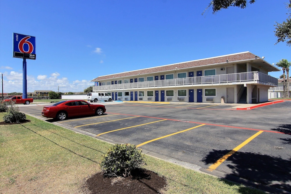 Motel6 Corpus Christi, TX - East - North Padre Island 46/58