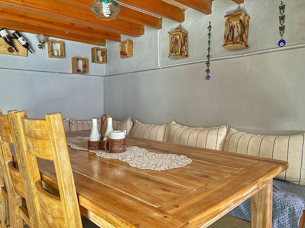 Eolya Guest House 6/50
