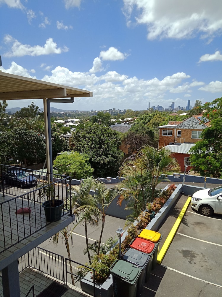 Annerley Motor Inn 62/69