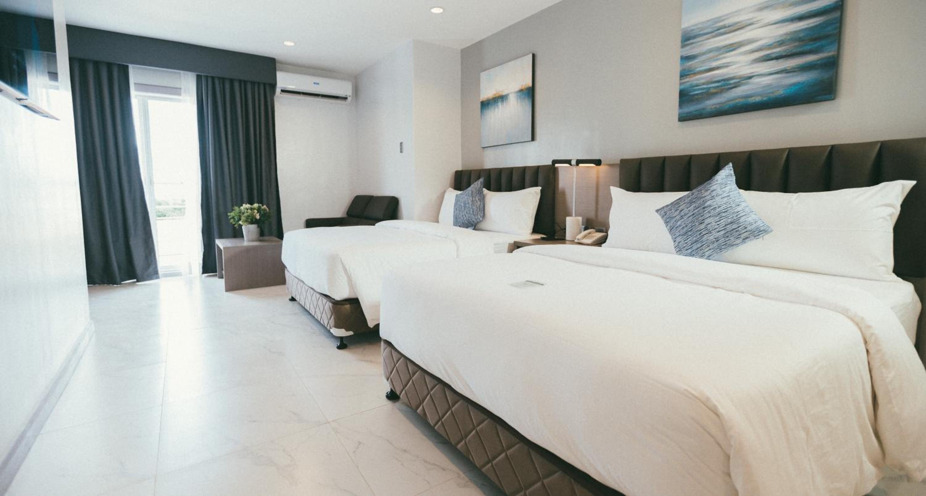Executive, Family, Suite