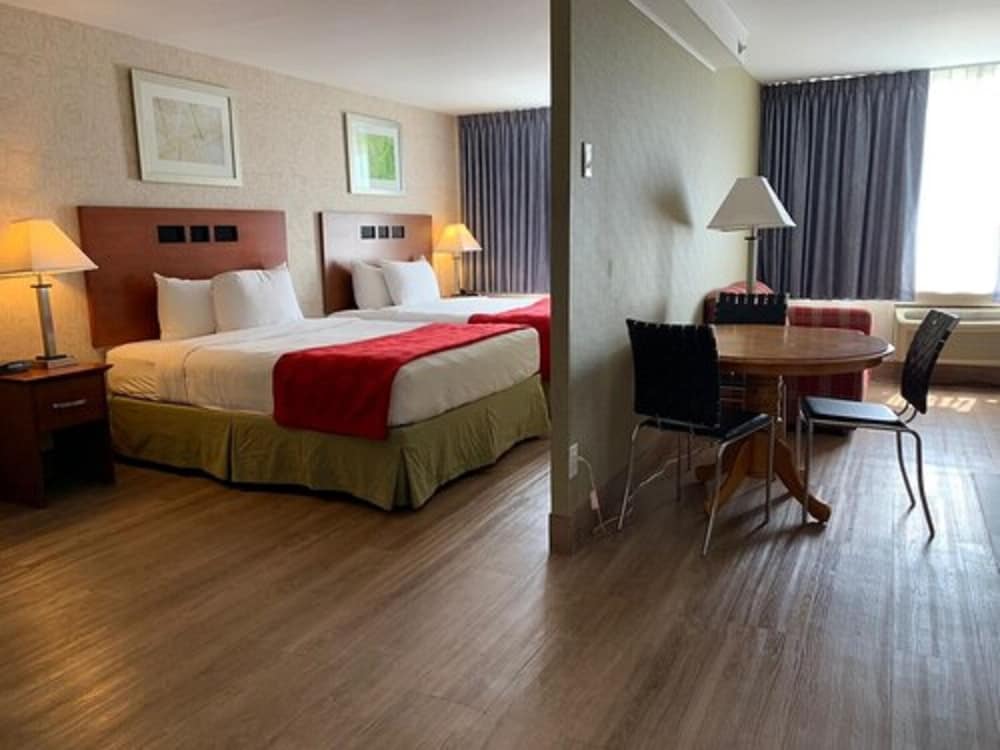 Ramada Plaza By Wyndham Montreal 16/60